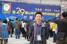 ��������ʦ�ٴλ�����ˡ�ʮ�Ѵ�����ʦ���ƺţ�ѧУ�����衰ʮ�Ѵ�����У������