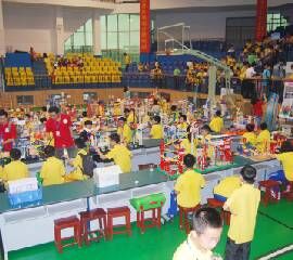 第八届湖南省青少年机器人竞赛创意表演赛现场