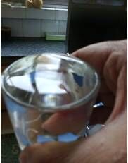 水有表面张力